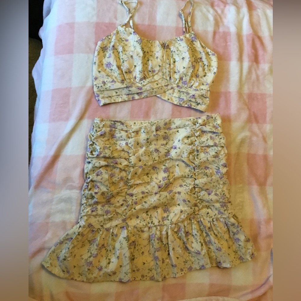 🌼2 for $20 floral set